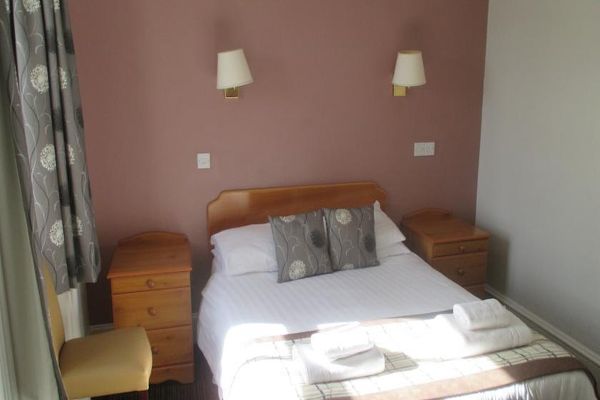 Caledonian Hotel (Highland)